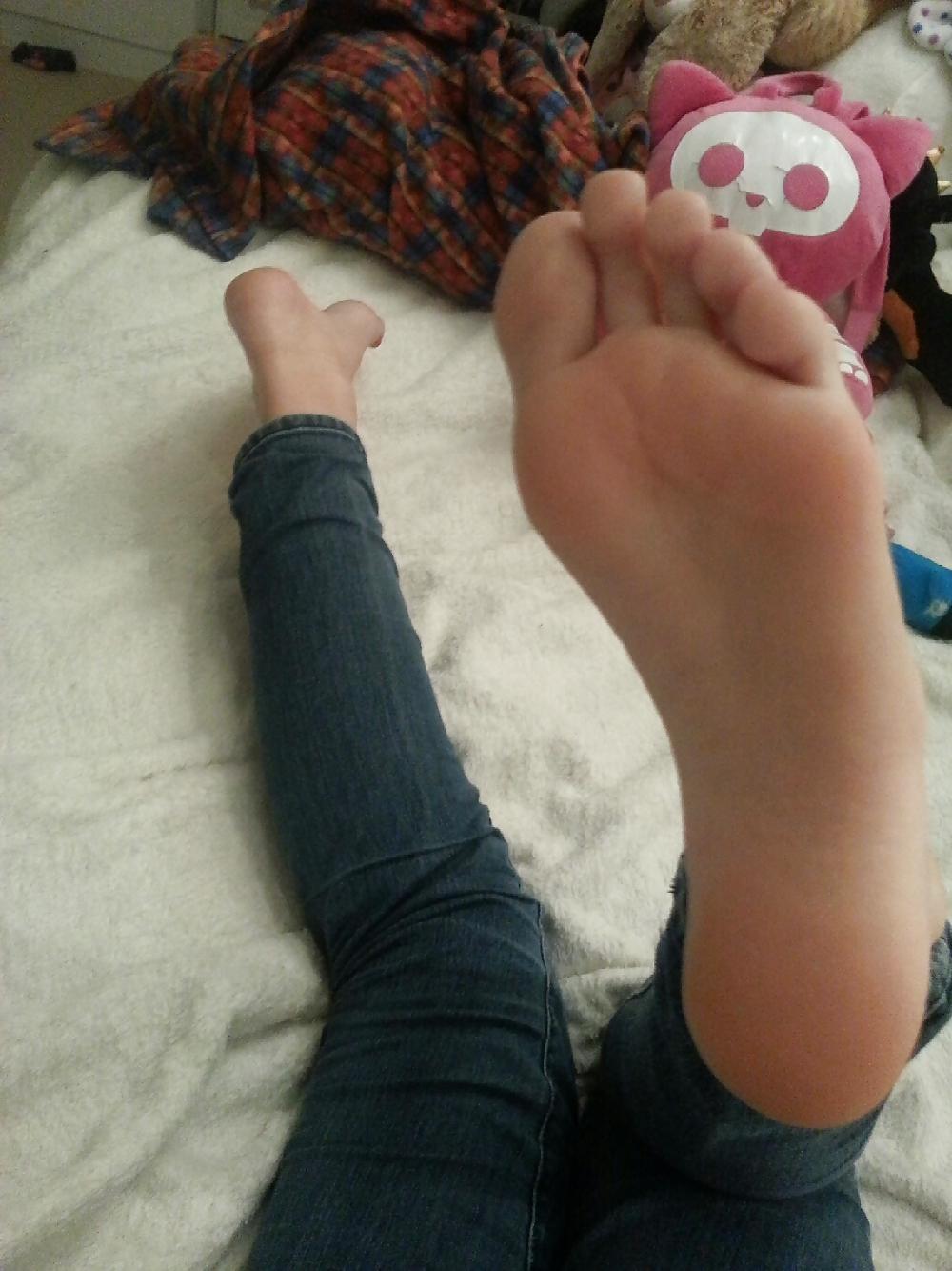 25P Wtf Sexy Teenie Feet reloaded v1.1