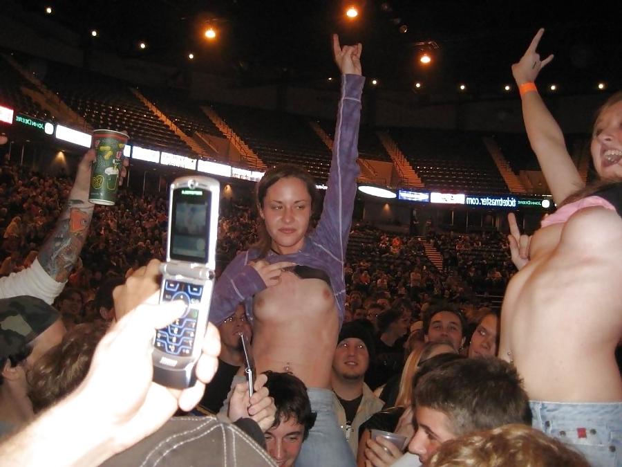 25P Flashing Tits at Concert