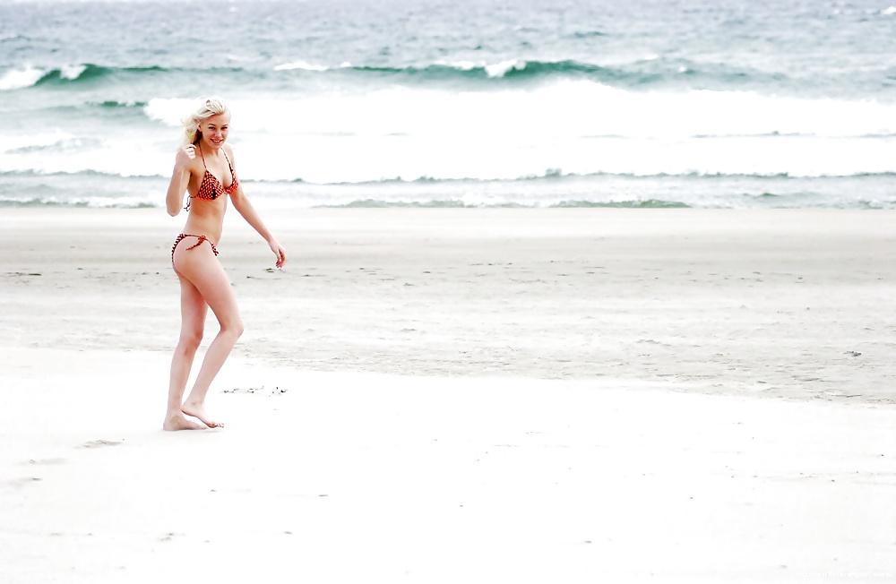 25P Vilita Beach Part 2