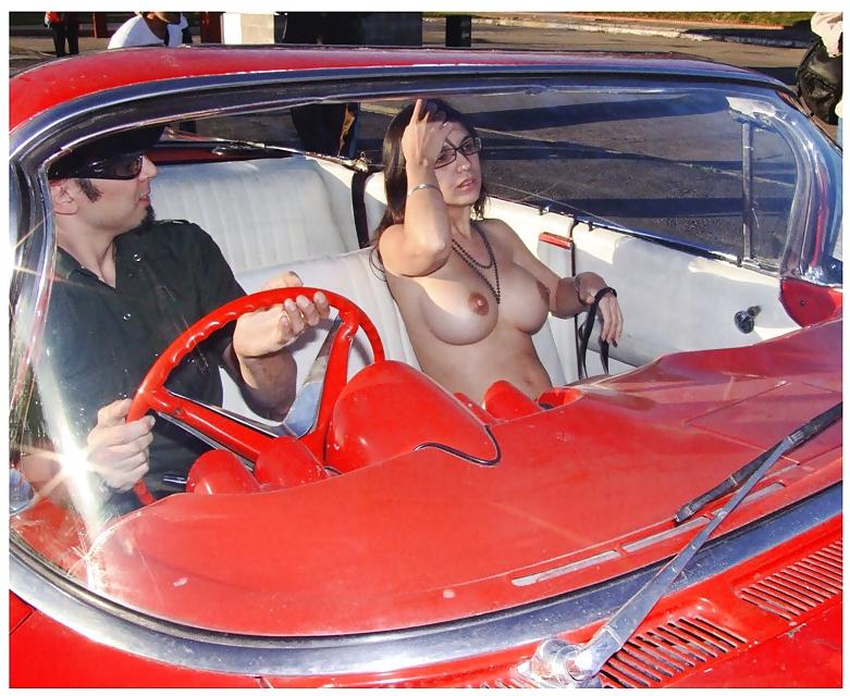 25P Women flashing collaboration 13