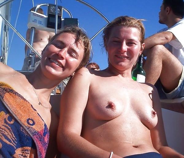 20P Naked beach 47.