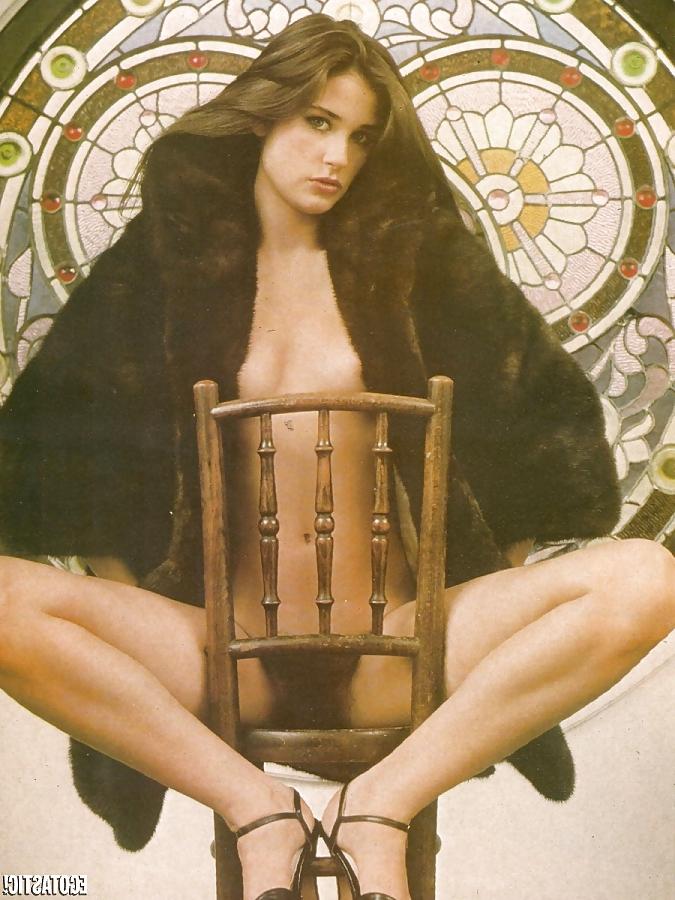 19P Demi Moore (hot & hairy )