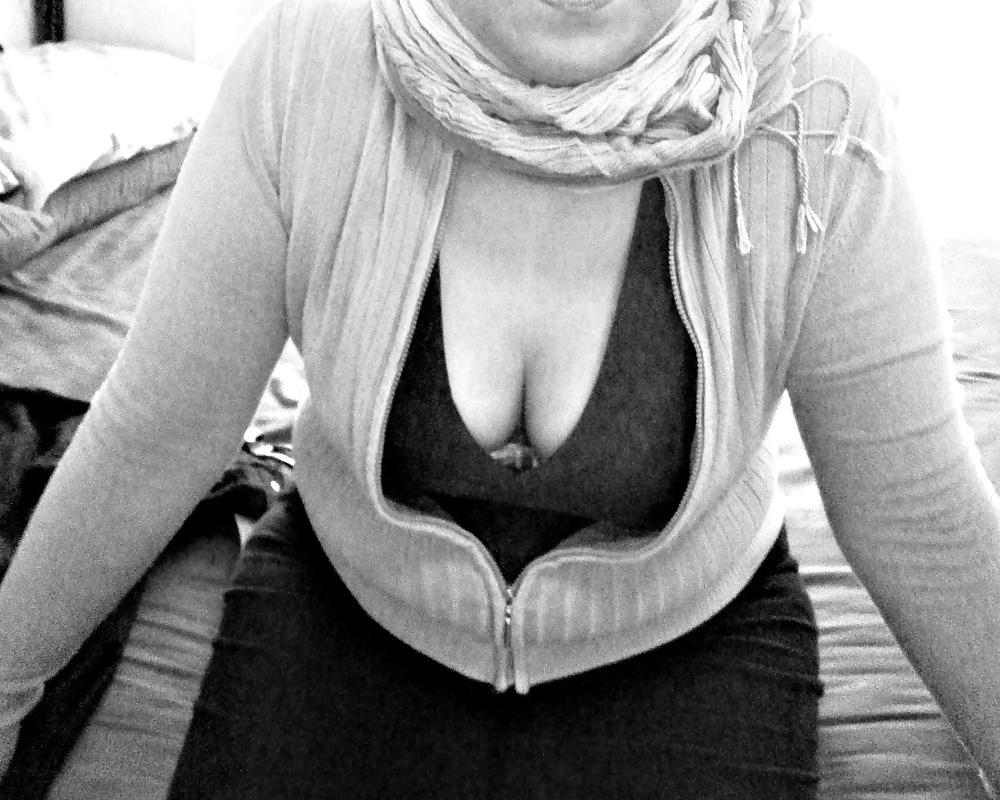 25P Malay MILFs
