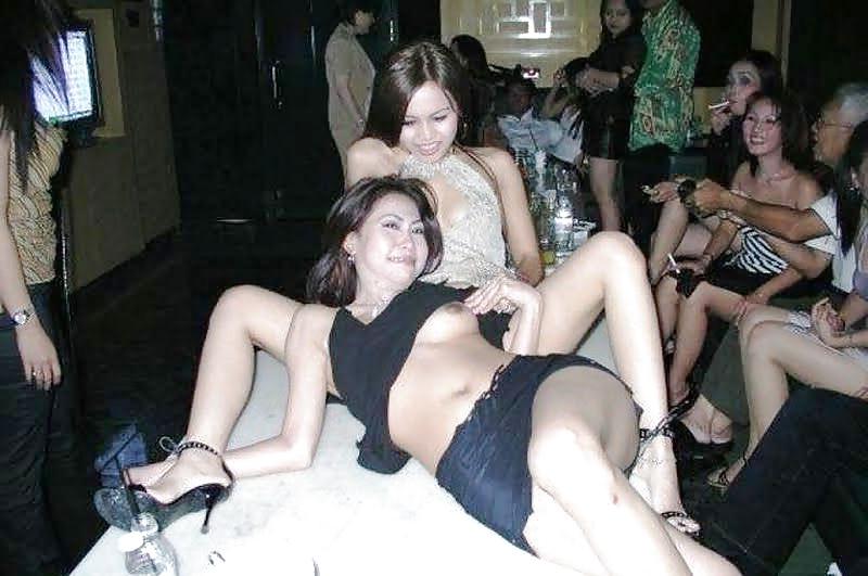 12P Sex Vacation Proves Too Much For This Old Dude To Handle