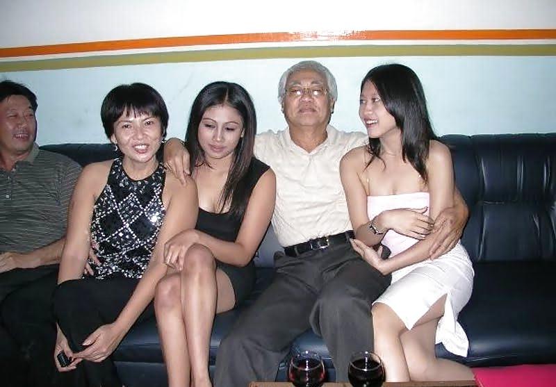 12P Sex Vacation Proves Too Much For This Old Dude To Handle