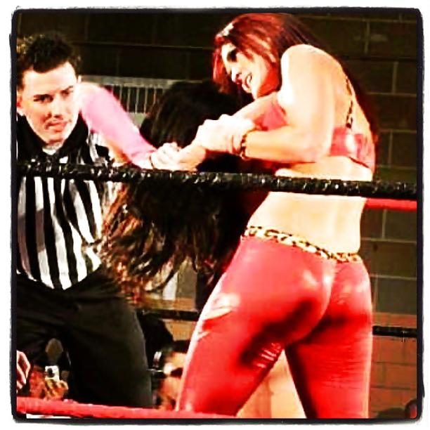 25P Ivelisse Velez Big Latina Ass 