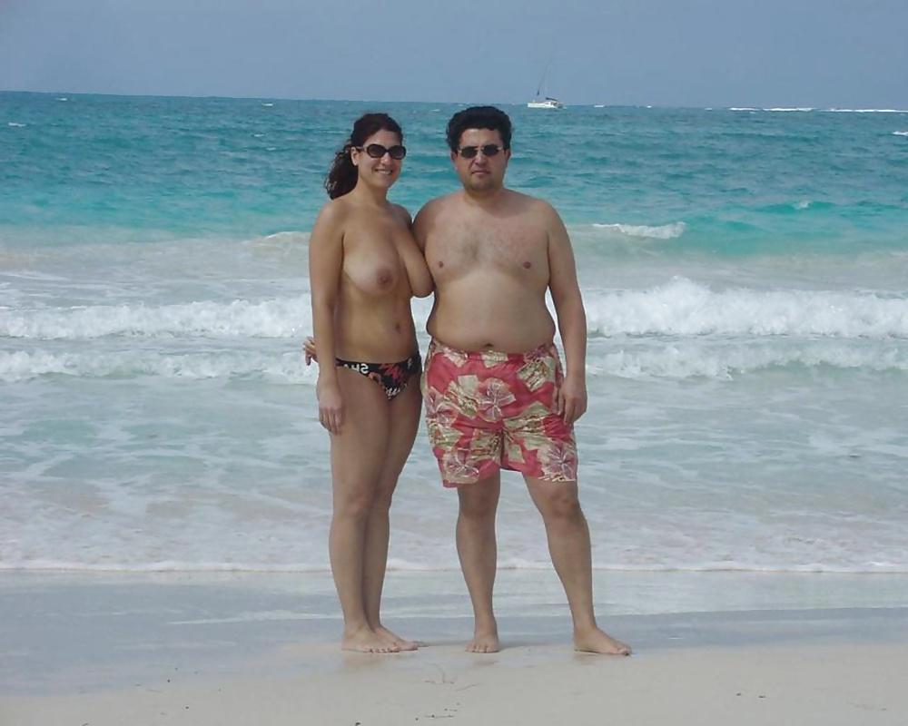 19P Naked Beach Girls 1