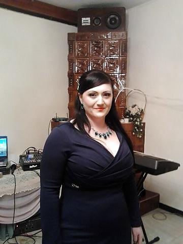 15P Busty Russian Woman 1706