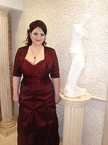 15P Busty Russian Woman 1706