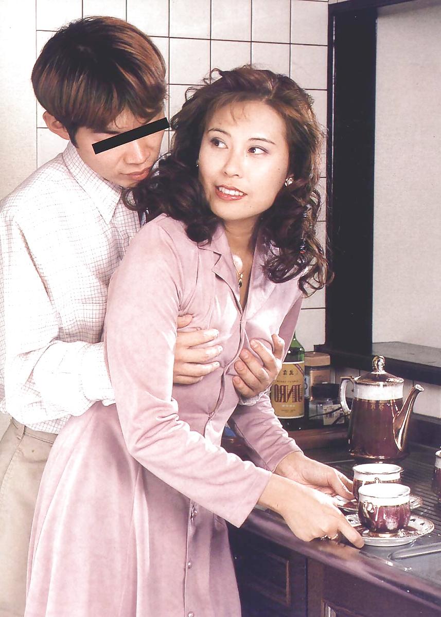20P Japanese Mature Woman 73