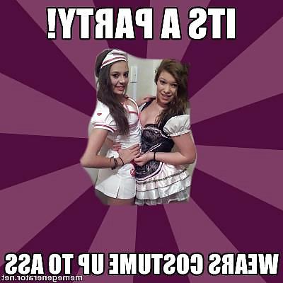 22P Slutty nightclub girls and random hotties flashing
