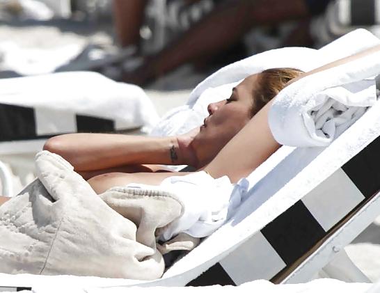 13P Beatrice Trezeguet topless at the beach