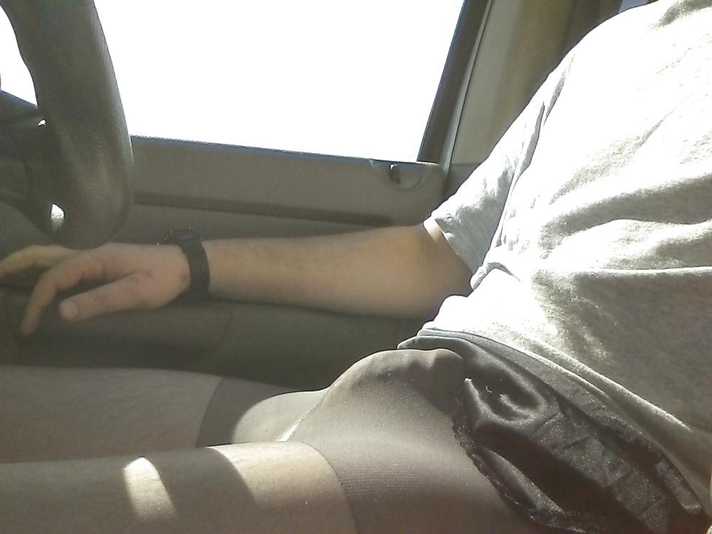 5P Me flashing outdoors