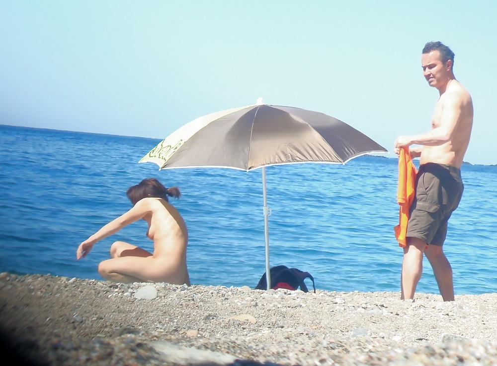 25P Beach undressing 8.
