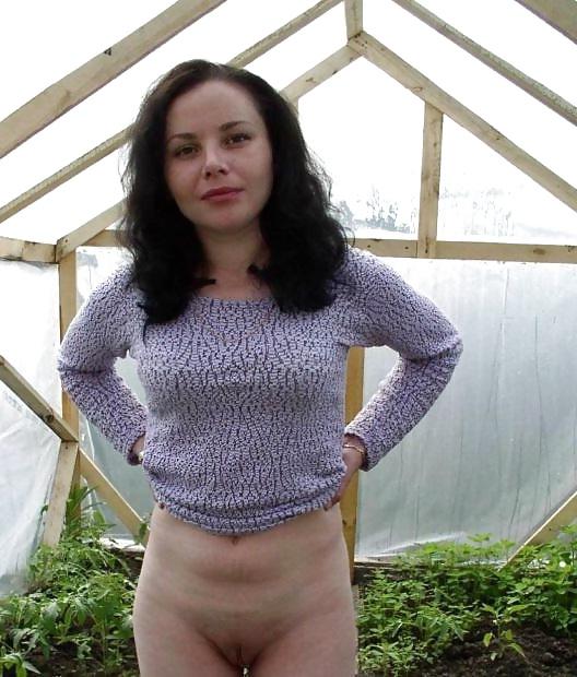 25P MILF Flashing - 52