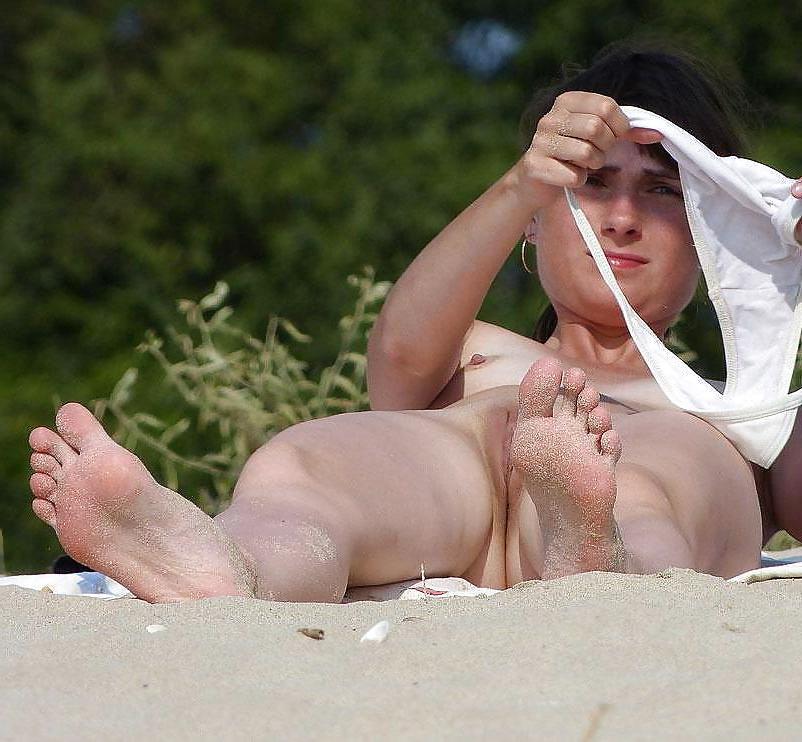 25P Beautiful Day At The Beach 13 by Voyeur TROC