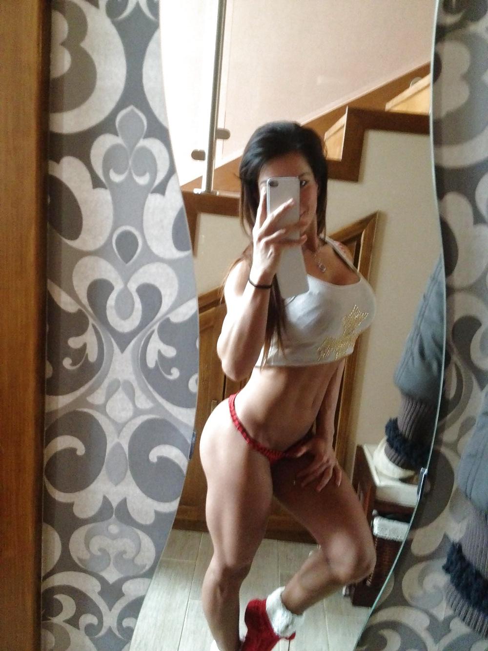 25P Fitness Girls XVIII
