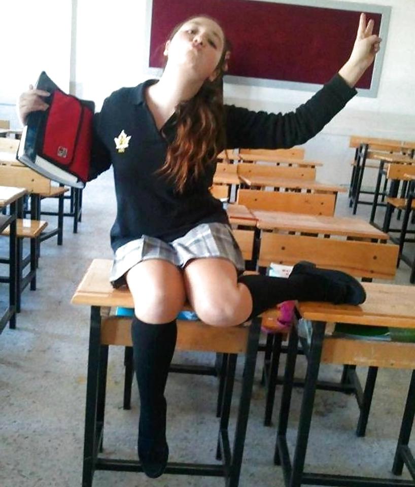 14P College girl liseli kizlar