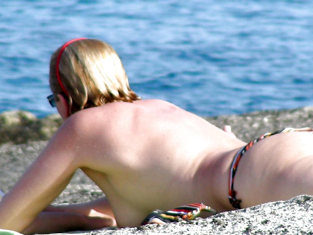 21P GREEK BEACH MILOS GREECE