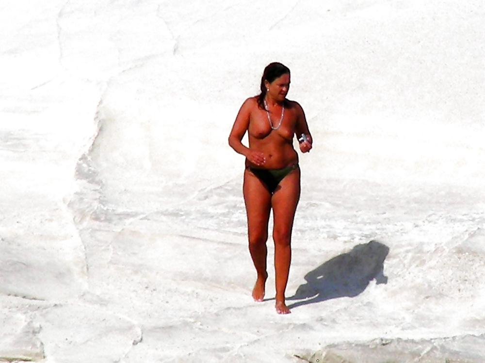 21P GREEK BEACH MILOS GREECE