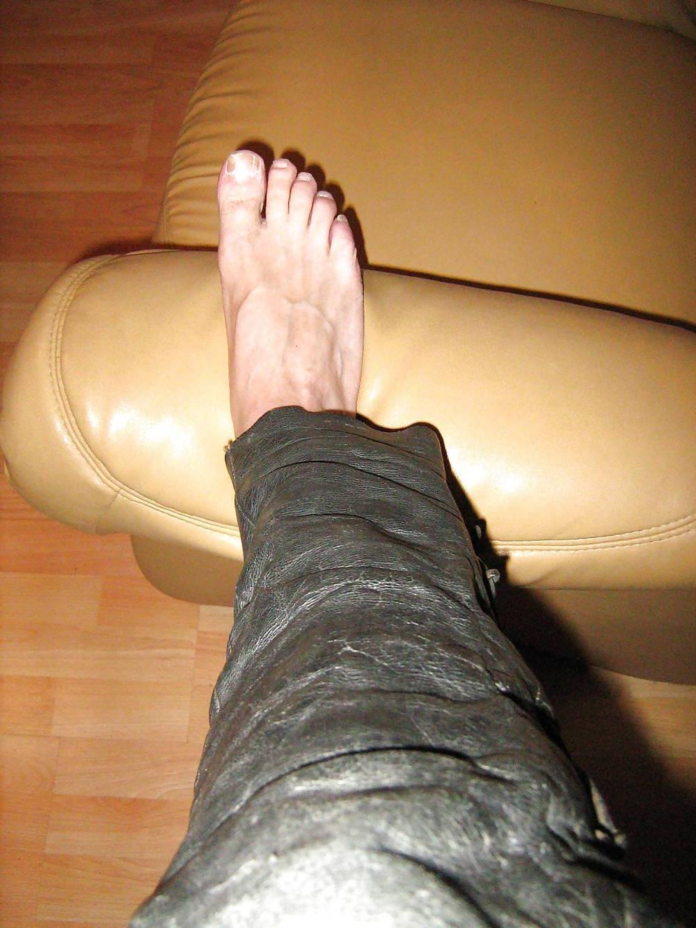 13P FEET IN LEATHER
