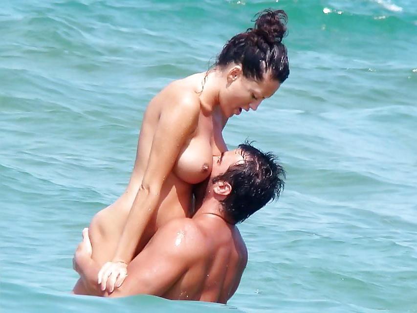 25P Mix beach sex 21