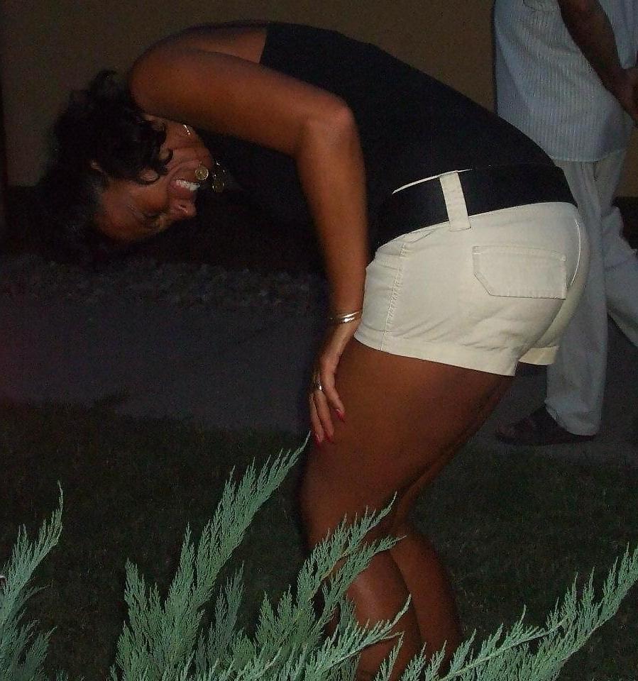25P Girls in white pants