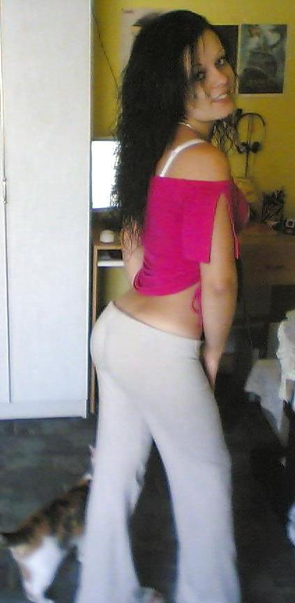 25P Girls in white pants