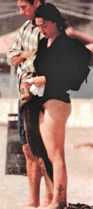 18P Drew barrymore (somme hairy pics)