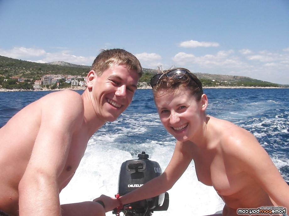 25P Topless girls on the beach