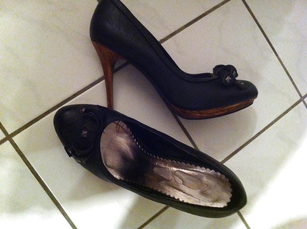 16P High Heels, Nylons Fun and Cum