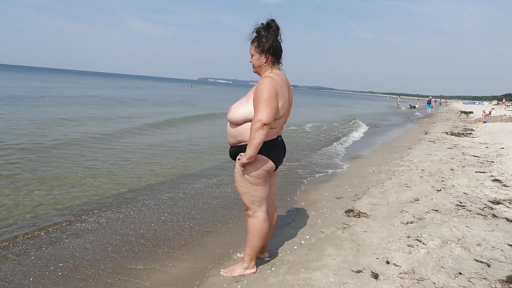 7P Naked in the Public and the Beach