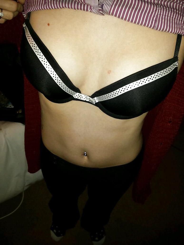 15P Foxy Fi Flashing Fit Body Pussy Tits