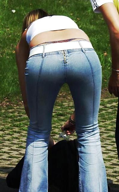 25P Girls in tight pants 20