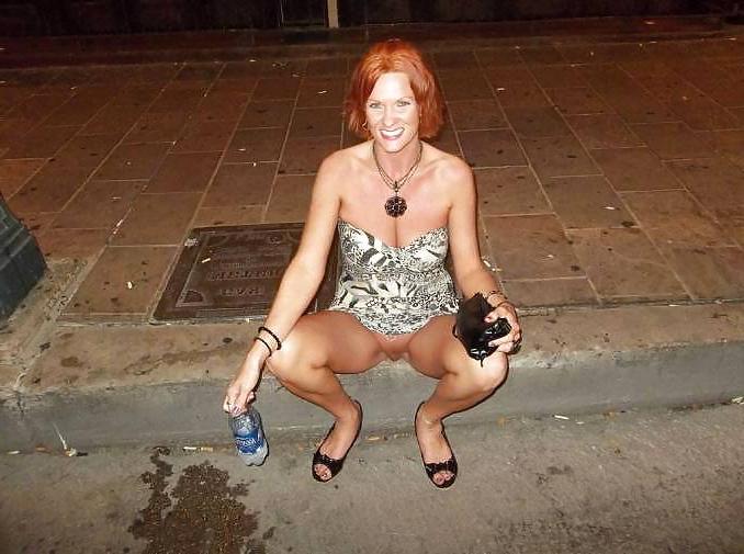 15P Upskirt No Pants 37