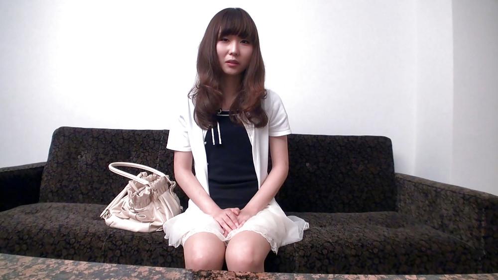 18P Japanese college girl fucked