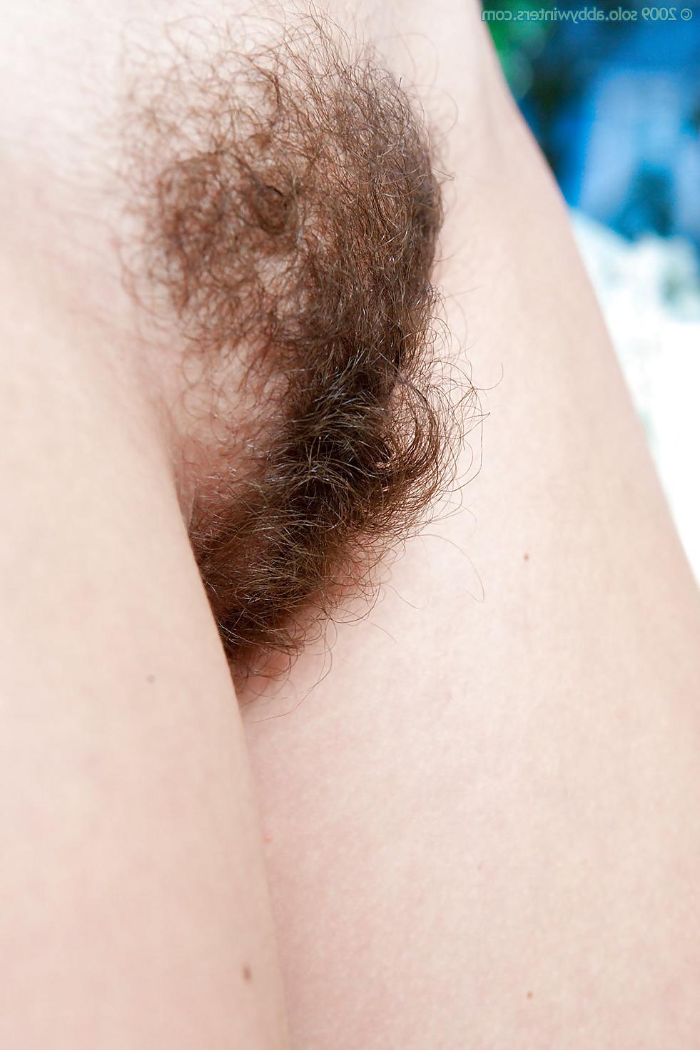 21P Hairy pussy
