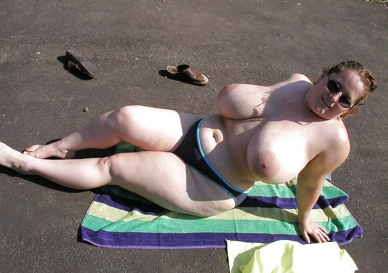 25P Topless Beach - 3