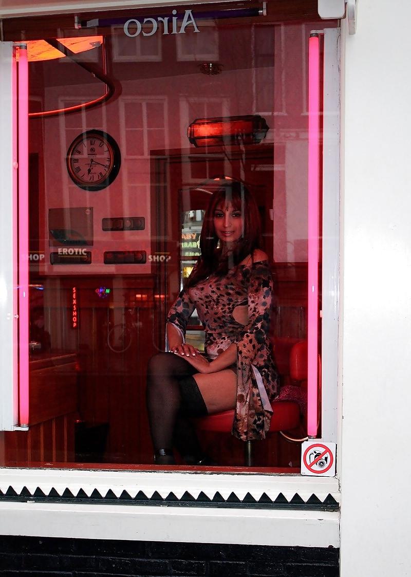 25P Street hookers, cheap trashy whores 2
