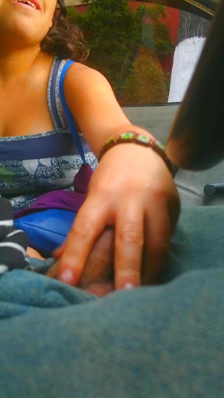 14P Flashing, exhibicionismo, masturbandome una chica curiosa