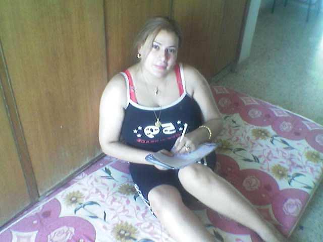 25P Arab Girls 12