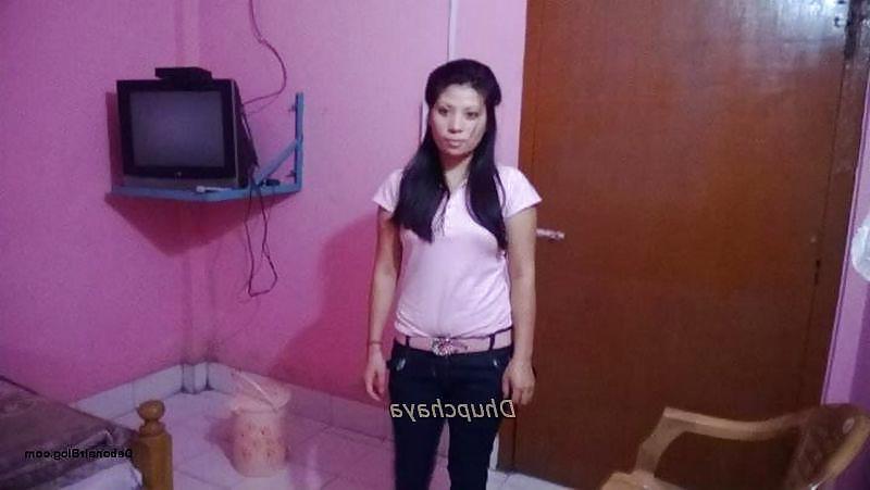 18P Itanagar college call girl naked in bed 