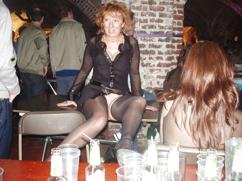 25P Perfect Flashing Lady 2