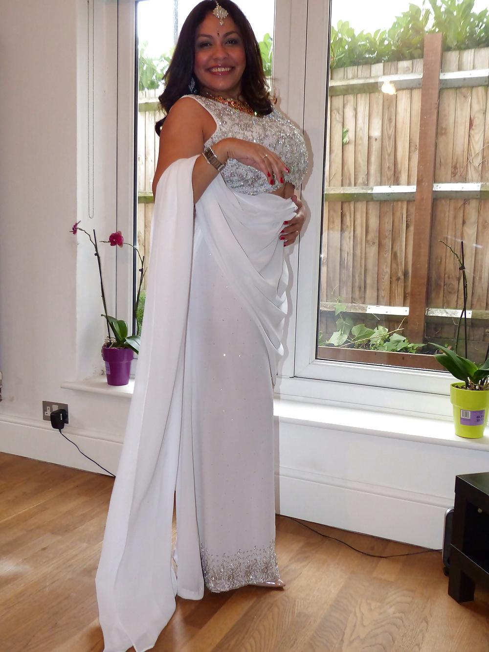 15P Sexy Indian Milf (part 5) 