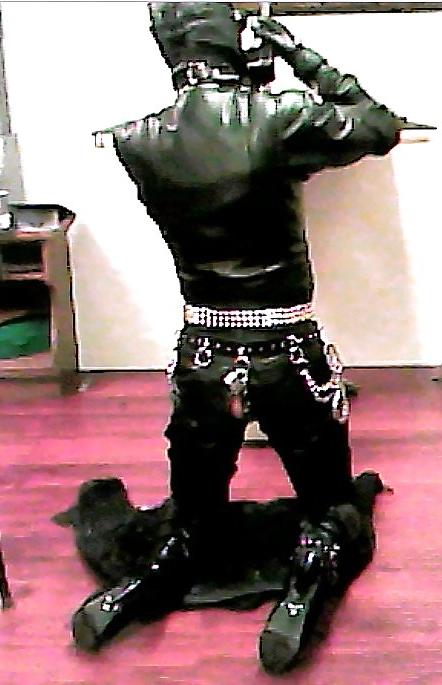 10P Leather Jerkoff Session 3