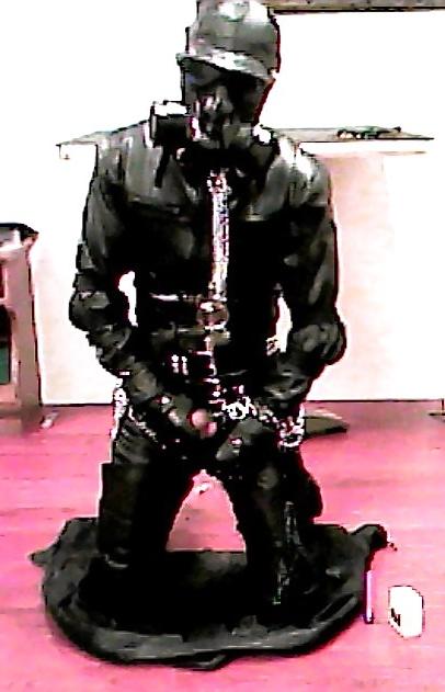 10P Leather Jerkoff Session 6