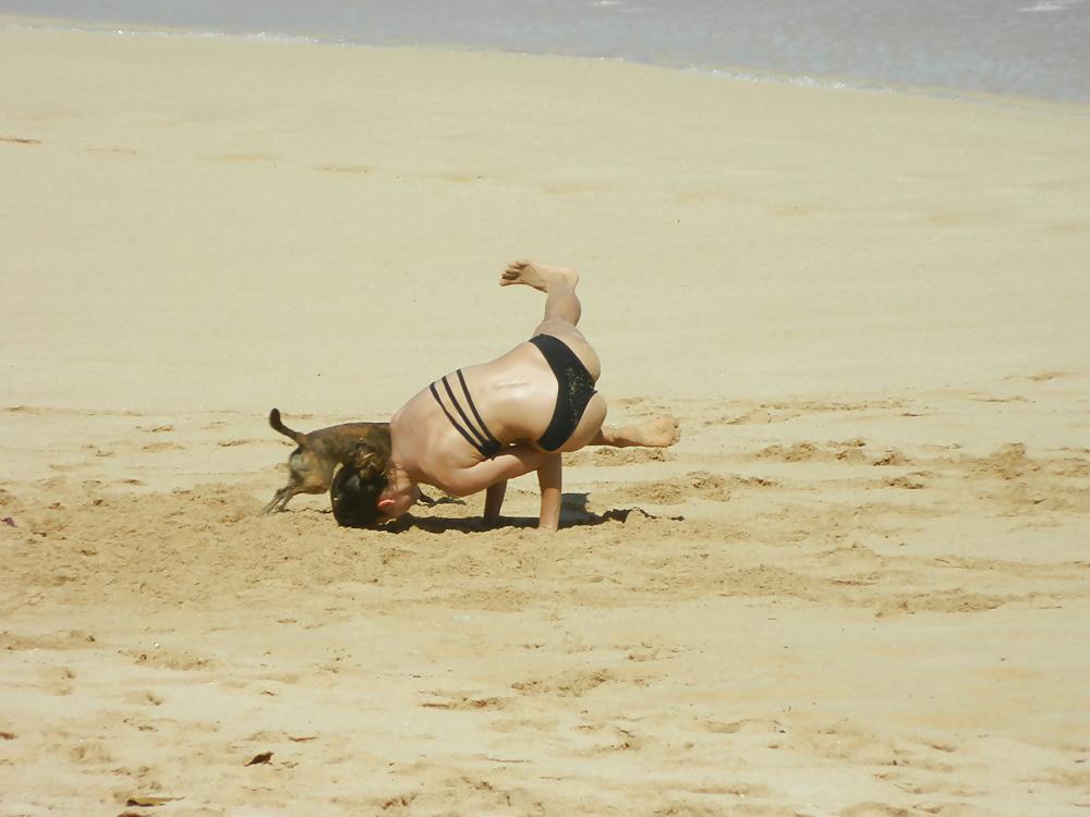 25P Beach Voyeur 002