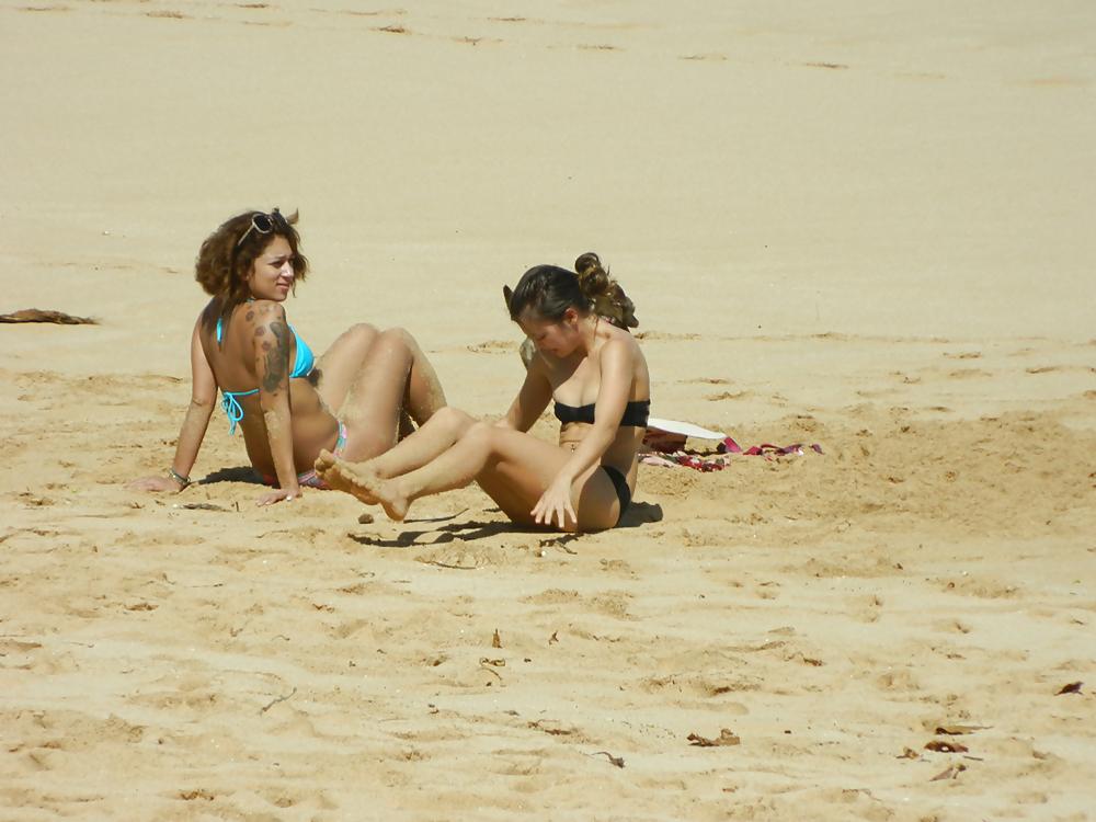 25P Beach Voyeur 002
