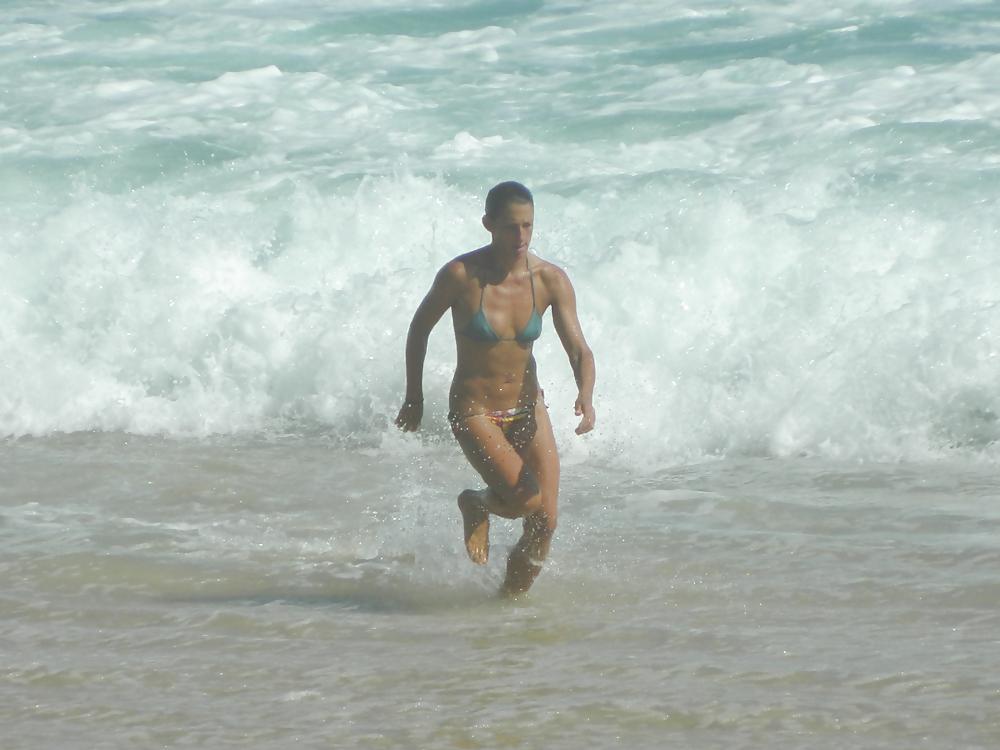 25P Beach Voyeur 002
