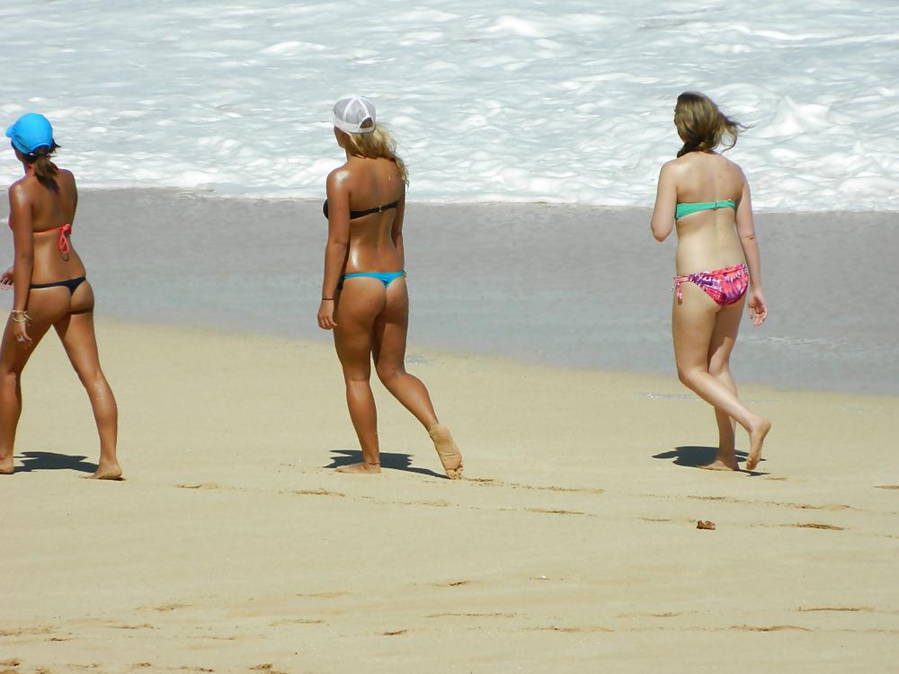 25P Beach Voyeur 002